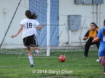 Thumbnail 3 in El Monte @ Arroyo photogallery.