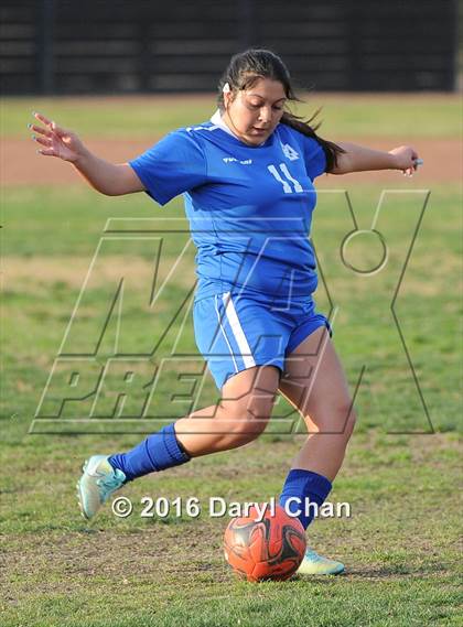 Thumbnail 1 in El Monte @ Arroyo photogallery.