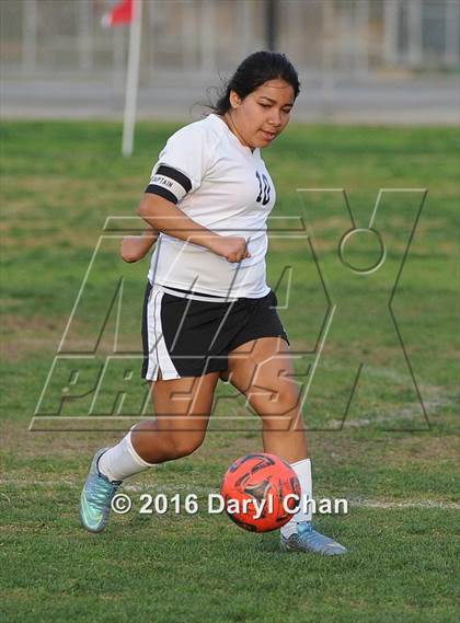 Thumbnail 3 in El Monte @ Arroyo photogallery.