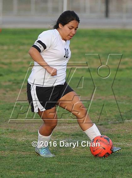 Thumbnail 2 in El Monte @ Arroyo photogallery.