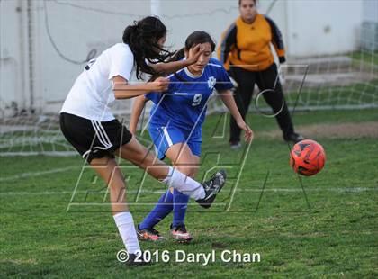 Thumbnail 3 in El Monte @ Arroyo photogallery.