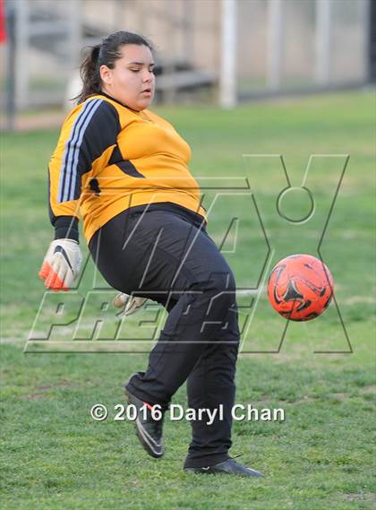 Thumbnail 3 in El Monte @ Arroyo photogallery.