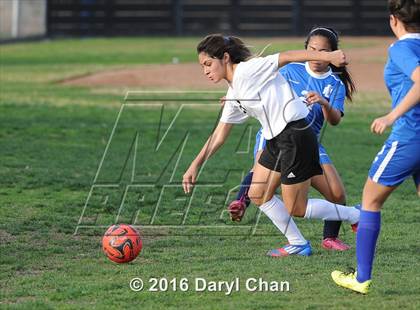Thumbnail 1 in El Monte @ Arroyo photogallery.