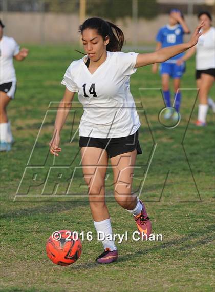 Thumbnail 1 in El Monte @ Arroyo photogallery.