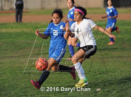 Thumbnail 1 in El Monte @ Arroyo photogallery.
