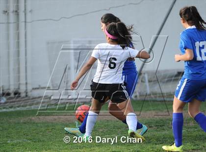 Thumbnail 3 in El Monte @ Arroyo photogallery.