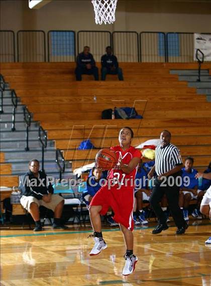 Thumbnail 1 in North Shore vs North Crowley (McDonalds Texas Invitational) photogallery.