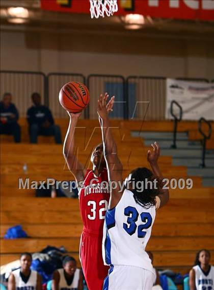 Thumbnail 3 in North Shore vs North Crowley (McDonalds Texas Invitational) photogallery.