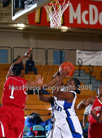 Thumbnail 1 in North Shore vs North Crowley (McDonalds Texas Invitational) photogallery.