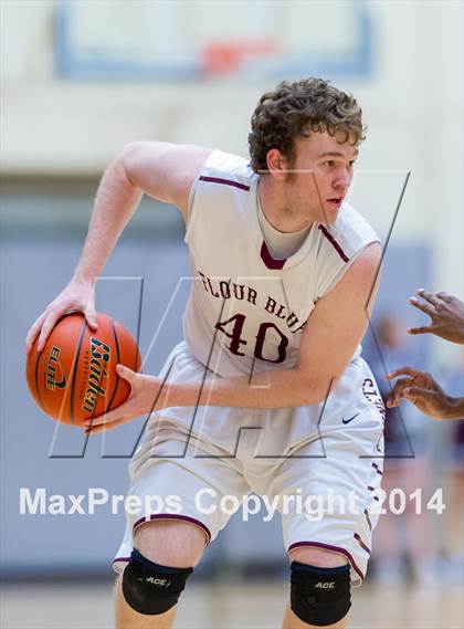 Thumbnail 2 in Flour Bluff vs. Clemens (UIL 4A Regional Semifinals) photogallery.