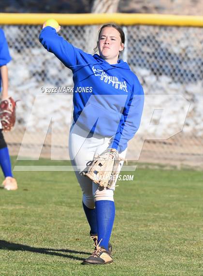 Thumbnail 3 in Phoenix Country Day vs. Fountain Hills (PCDS Desert Classic)  photogallery.