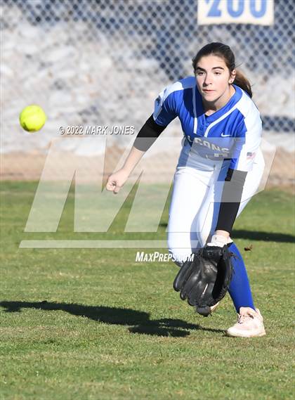 Thumbnail 2 in Phoenix Country Day vs. Fountain Hills (PCDS Desert Classic)  photogallery.