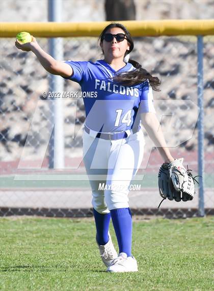 Thumbnail 1 in Phoenix Country Day vs. Fountain Hills (PCDS Desert Classic)  photogallery.
