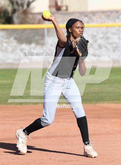 Thumbnail 3 in Phoenix Country Day vs. Fountain Hills (PCDS Desert Classic)  photogallery.