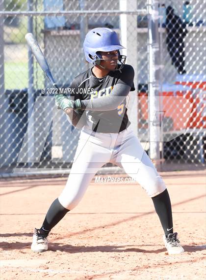 Thumbnail 2 in Phoenix Country Day vs. Fountain Hills (PCDS Desert Classic)  photogallery.