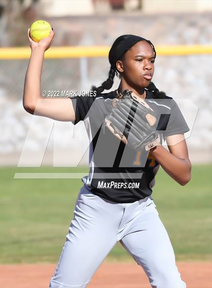 Thumbnail 2 in Phoenix Country Day vs. Fountain Hills (PCDS Desert Classic)  photogallery.
