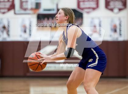 Thumbnail 3 in Jones vs. Navarro (UIL 4A Area Playoffs) photogallery.