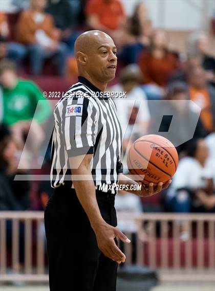 Thumbnail 1 in Jones vs. Navarro (UIL 4A Area Playoffs) photogallery.