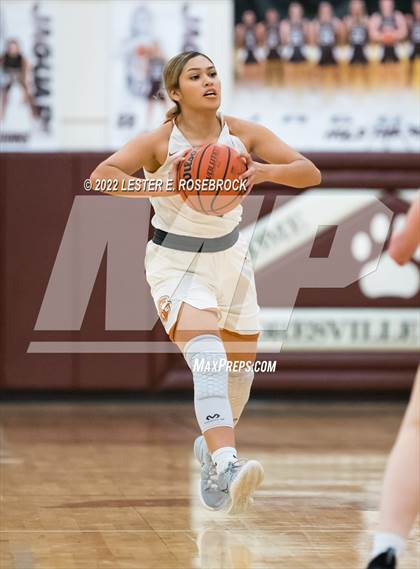 Thumbnail 2 in Jones vs. Navarro (UIL 4A Area Playoffs) photogallery.