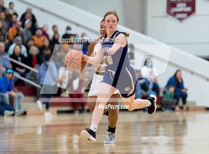 Thumbnail 2 in Jones vs. Navarro (UIL 4A Area Playoffs) photogallery.