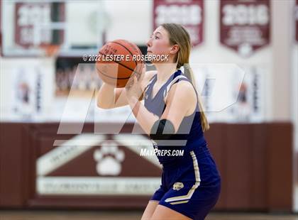 Thumbnail 2 in Jones vs. Navarro (UIL 4A Area Playoffs) photogallery.
