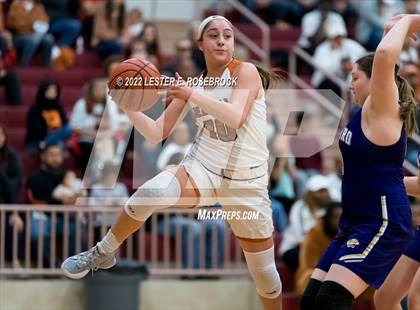 Thumbnail 1 in Jones vs. Navarro (UIL 4A Area Playoffs) photogallery.