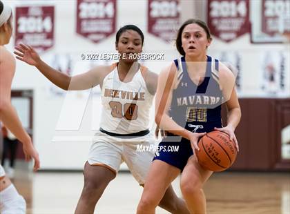 Thumbnail 2 in Jones vs. Navarro (UIL 4A Area Playoffs) photogallery.