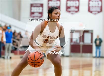 Thumbnail 1 in Jones vs. Navarro (UIL 4A Area Playoffs) photogallery.