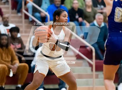 Thumbnail 2 in Jones vs. Navarro (UIL 4A Area Playoffs) photogallery.