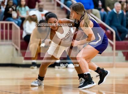 Thumbnail 2 in Jones vs. Navarro (UIL 4A Area Playoffs) photogallery.