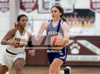 Thumbnail 1 in Jones vs. Navarro (UIL 4A Area Playoffs) photogallery.