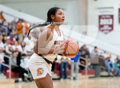 Thumbnail 3 in Jones vs. Navarro (UIL 4A Area Playoffs) photogallery.