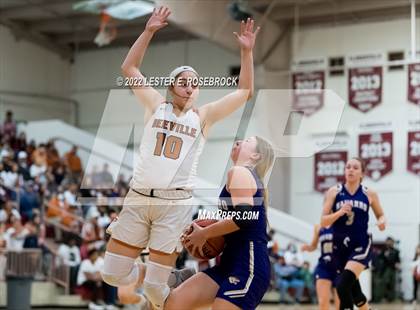 Thumbnail 1 in Jones vs. Navarro (UIL 4A Area Playoffs) photogallery.