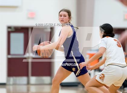 Thumbnail 3 in Jones vs. Navarro (UIL 4A Area Playoffs) photogallery.