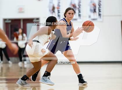 Thumbnail 2 in Jones vs. Navarro (UIL 4A Area Playoffs) photogallery.