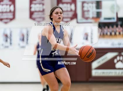Thumbnail 2 in Jones vs. Navarro (UIL 4A Area Playoffs) photogallery.