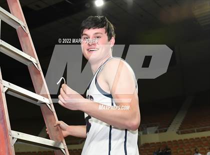 Thumbnail 3 in Hamilton vs. Perry (AIA 6A Final - Awards) photogallery.