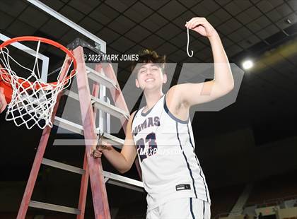 Thumbnail 2 in Hamilton vs. Perry (AIA 6A Final - Awards) photogallery.
