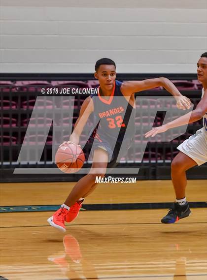 Thumbnail 1 in MacArthur [Douglas] vs Brandeis (NEISD/NISD Basketball Tournament) photogallery.