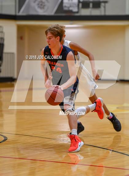 Thumbnail 3 in MacArthur [Douglas] vs Brandeis (NEISD/NISD Basketball Tournament) photogallery.