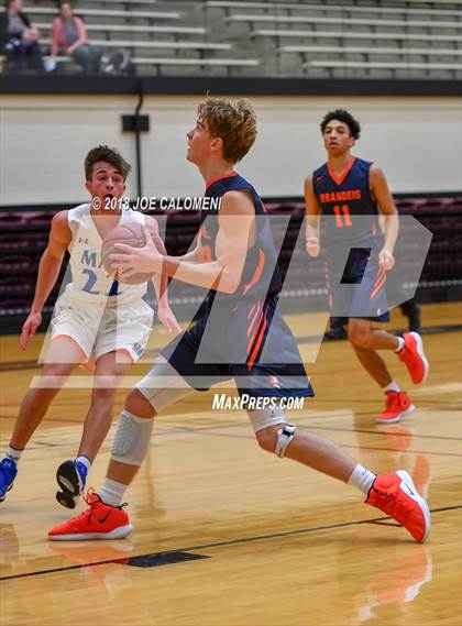 Thumbnail 2 in MacArthur [Douglas] vs Brandeis (NEISD/NISD Basketball Tournament) photogallery.