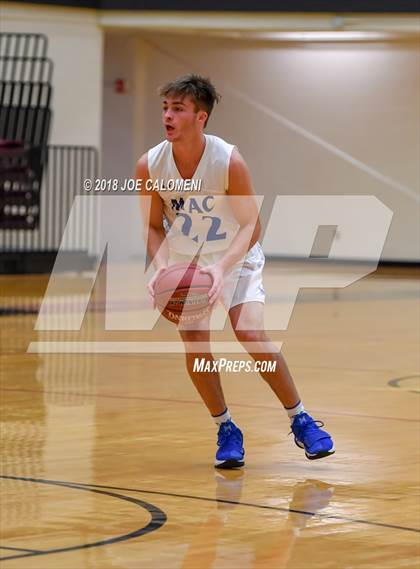 Thumbnail 1 in MacArthur [Douglas] vs Brandeis (NEISD/NISD Basketball Tournament) photogallery.
