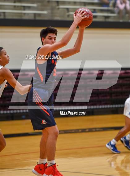 Thumbnail 3 in MacArthur [Douglas] vs Brandeis (NEISD/NISD Basketball Tournament) photogallery.