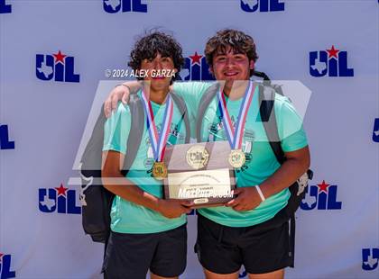 Thumbnail 1 in UIL 1A, 2A & 3A Tennis State Final Awards photogallery.