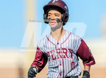 Thumbnail 3 in Perry vs. Duncan photogallery.
