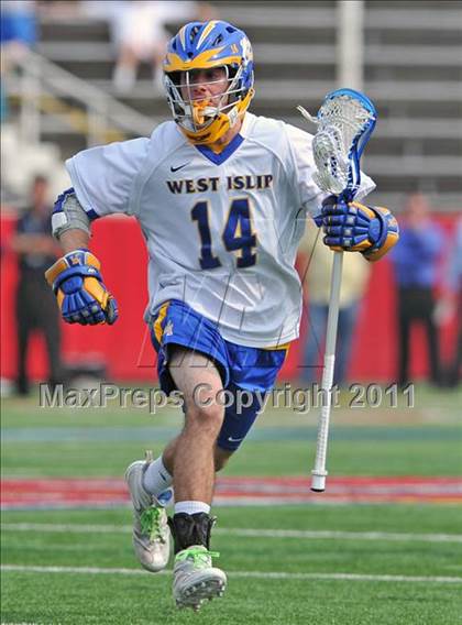 Thumbnail 1 in Smithtown West vs. West Islip (Section 11 Class A Final) photogallery.