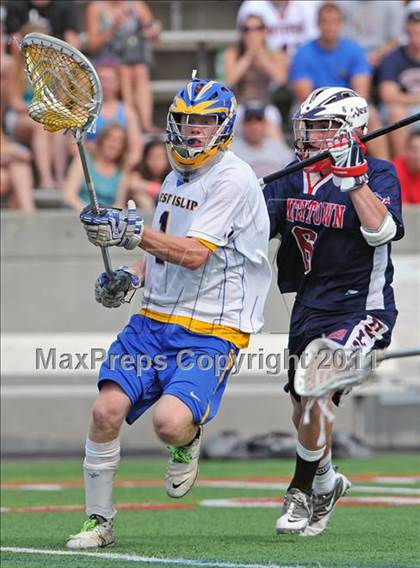 Thumbnail 1 in Smithtown West vs. West Islip (Section 11 Class A Final) photogallery.