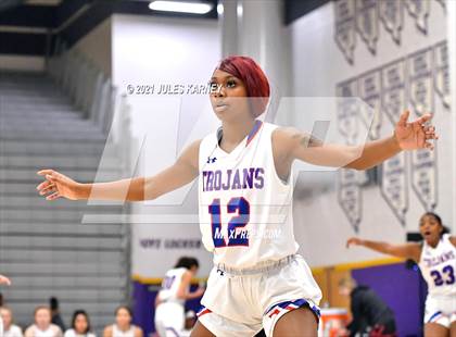 Thumbnail 3 in Fountain-Fort Carson vs Desert Oasis (Tarkanian Classic) photogallery.