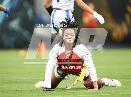 Thumbnail 3 in University vs Ridgeview (Jaguars Preseason Classic) photogallery.
