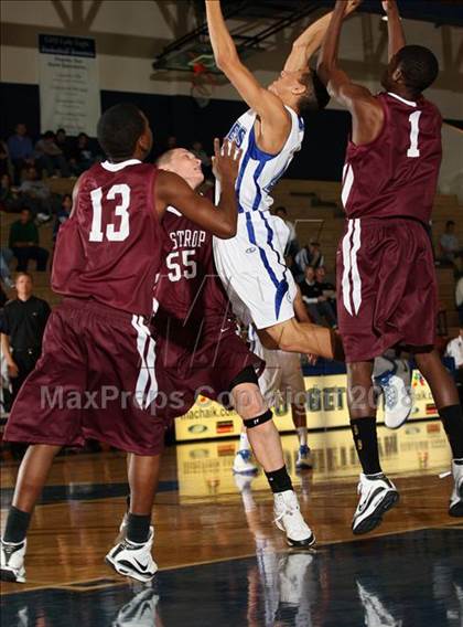 Thumbnail 3 in Georgetown vs. Bastrop (Georgetown Jack Frost Invitational) photogallery.